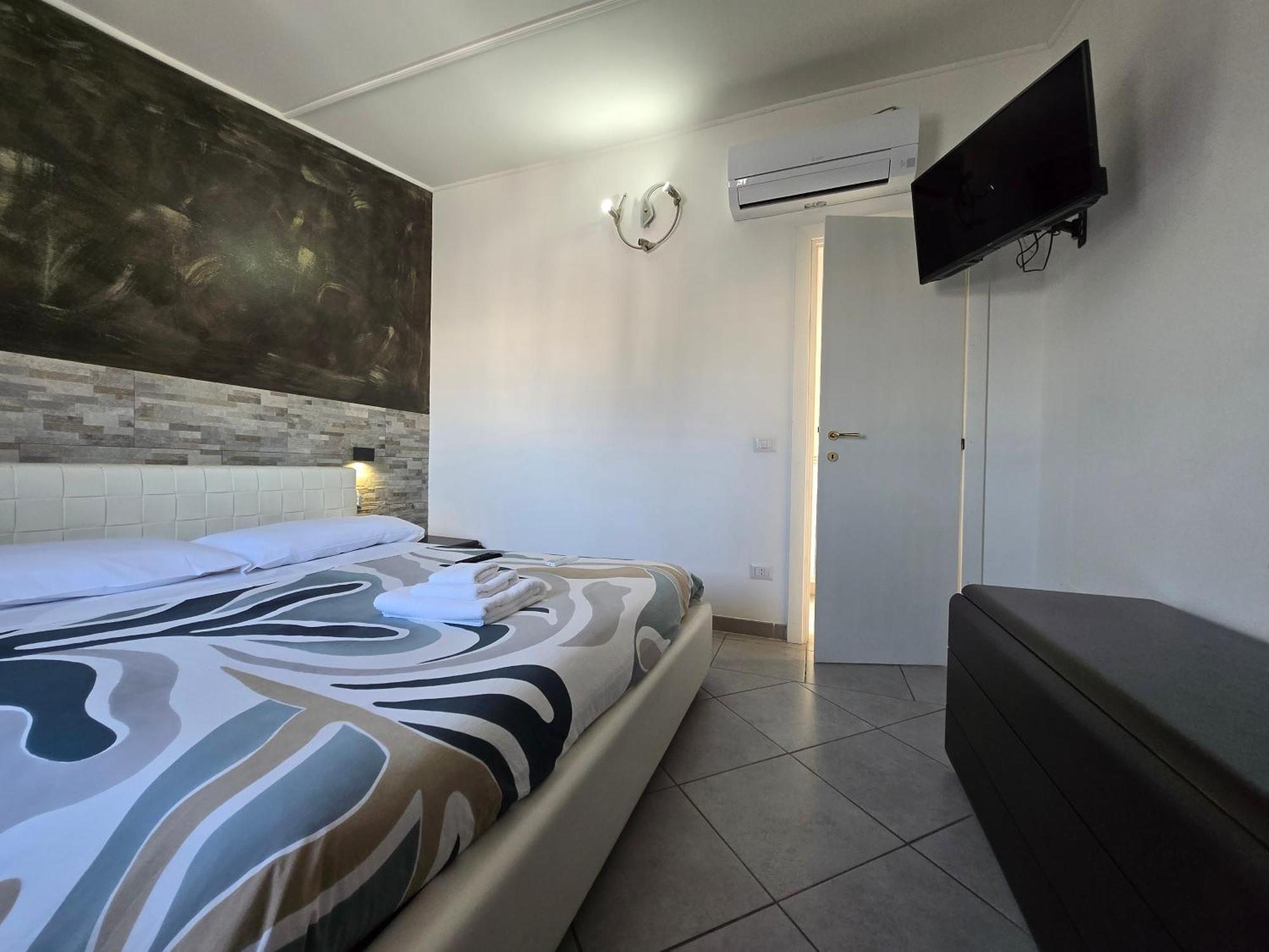 B&B Fr House Affittacamere Коллеферро Экстерьер фото